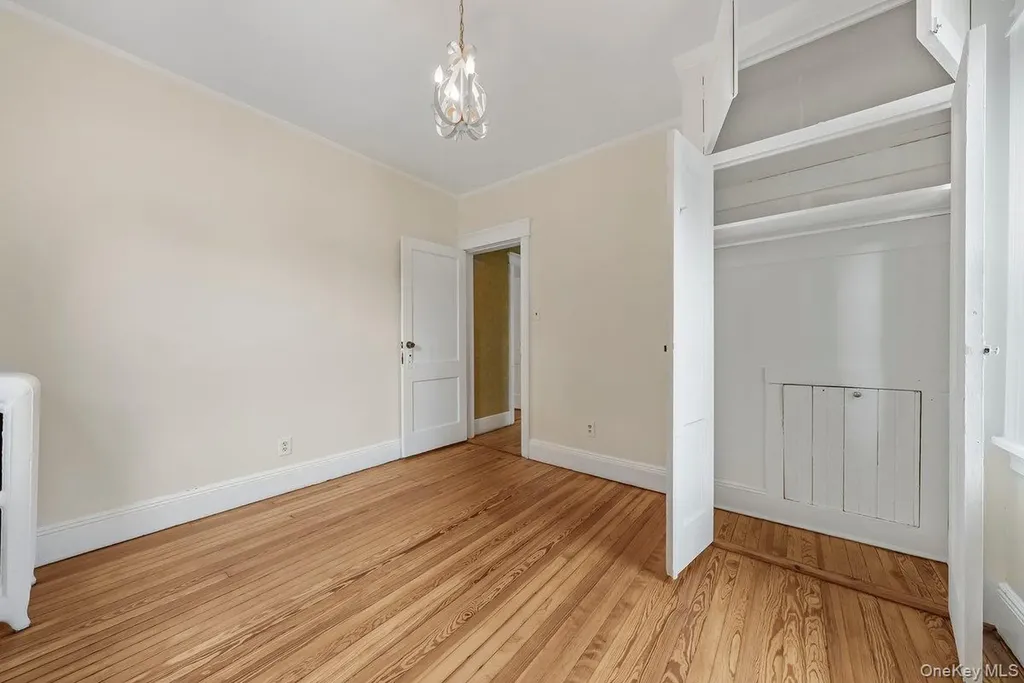 215 East 235th Street Bronx NY 10470