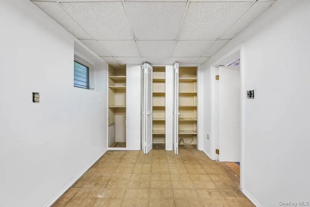 215 East 235th Street Bronx NY 10470