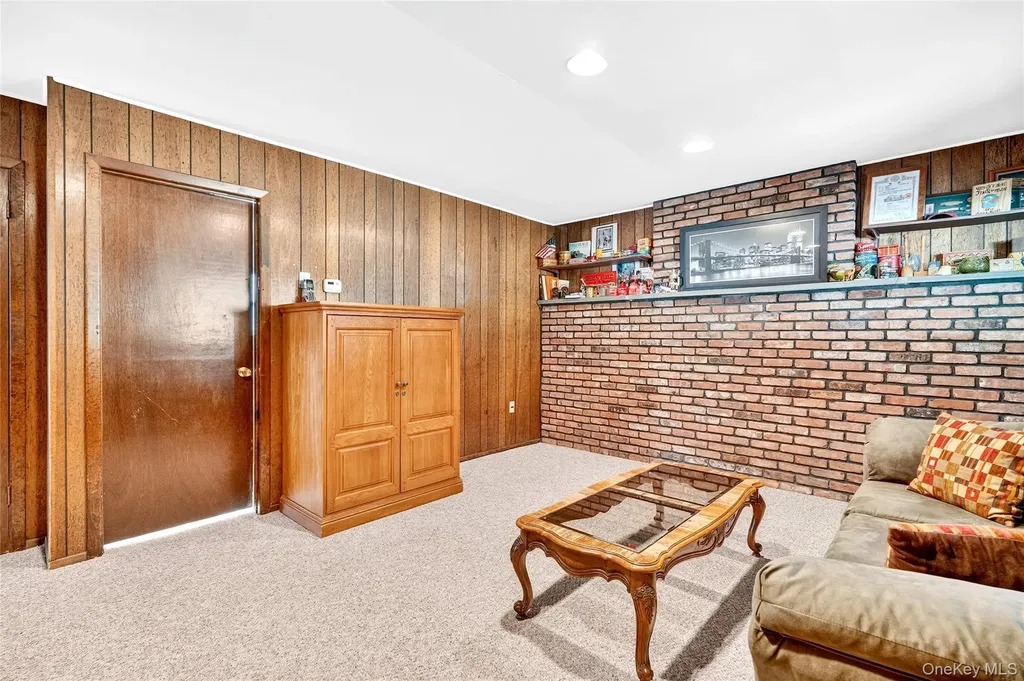 12 Gleason Drive Thiells NY 10984