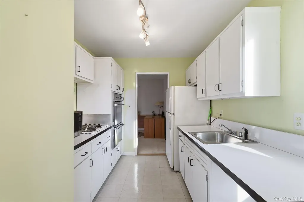 120 Dehaven Drive Yonkers NY 10703