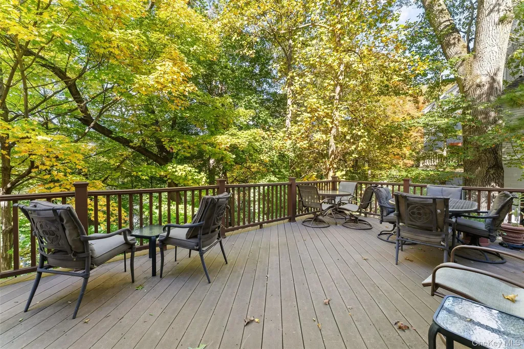 208 Boulder Ridge Road Scarsdale NY 10583