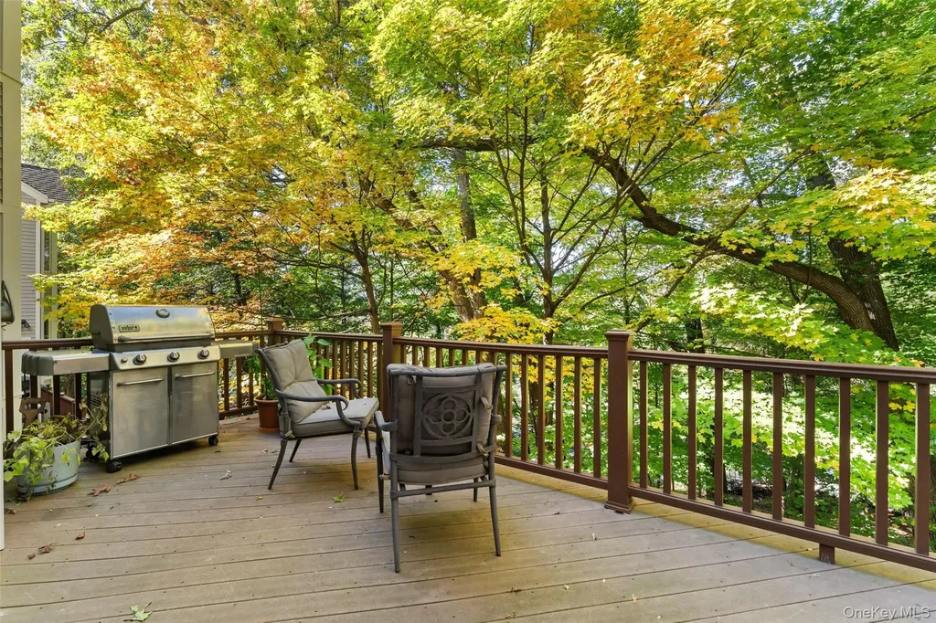 208 Boulder Ridge Road Scarsdale NY 10583