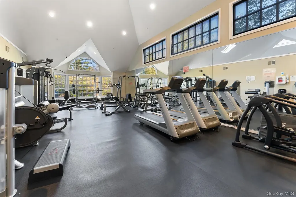 208 Boulder Ridge Road Scarsdale NY 10583