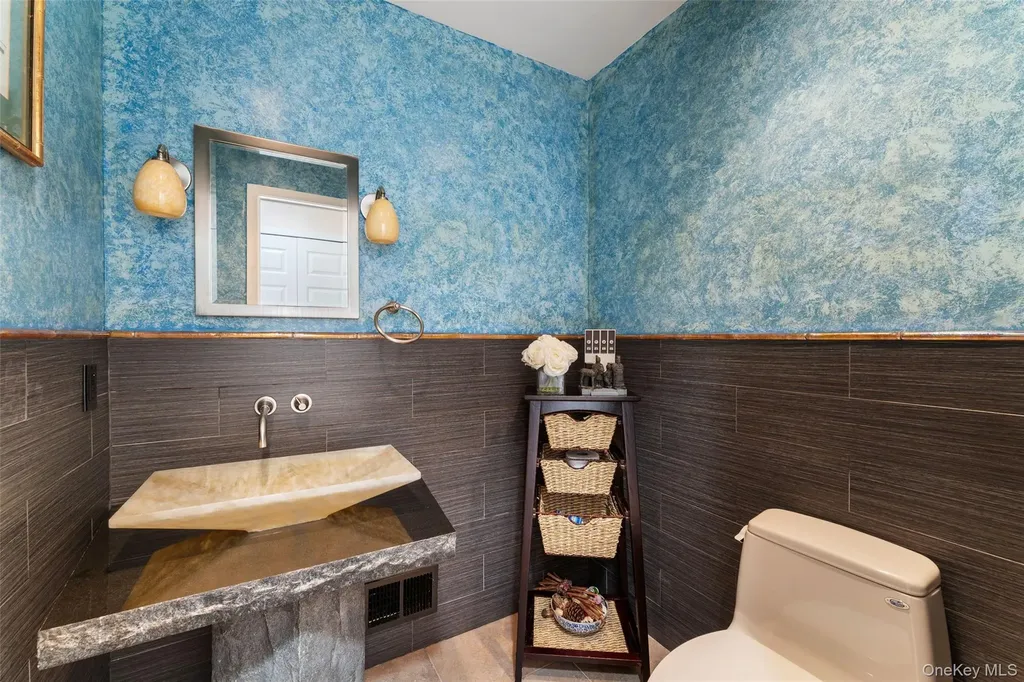 208 Boulder Ridge Road Scarsdale NY 10583
