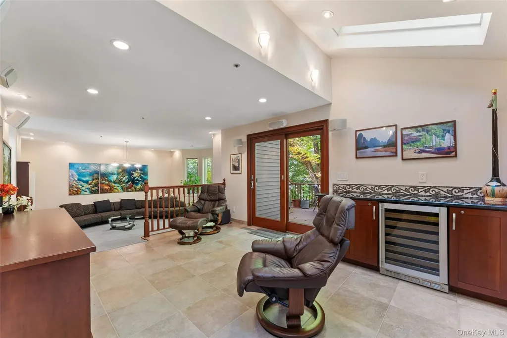 208 Boulder Ridge Road Scarsdale NY 10583