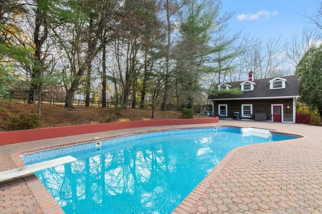 7 Dickson Lane Bedford Corners NY 10549