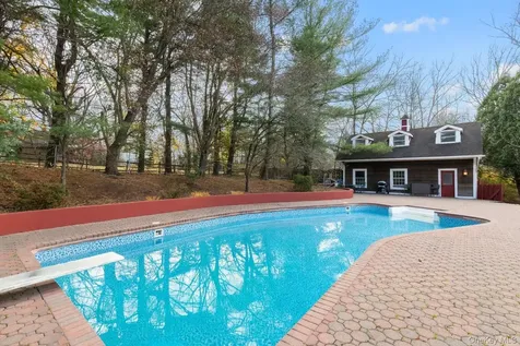 7 Dickson Lane Bedford Corners NY 10549