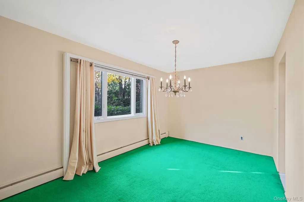 28 Glacier Drive Smithtown NY 11787