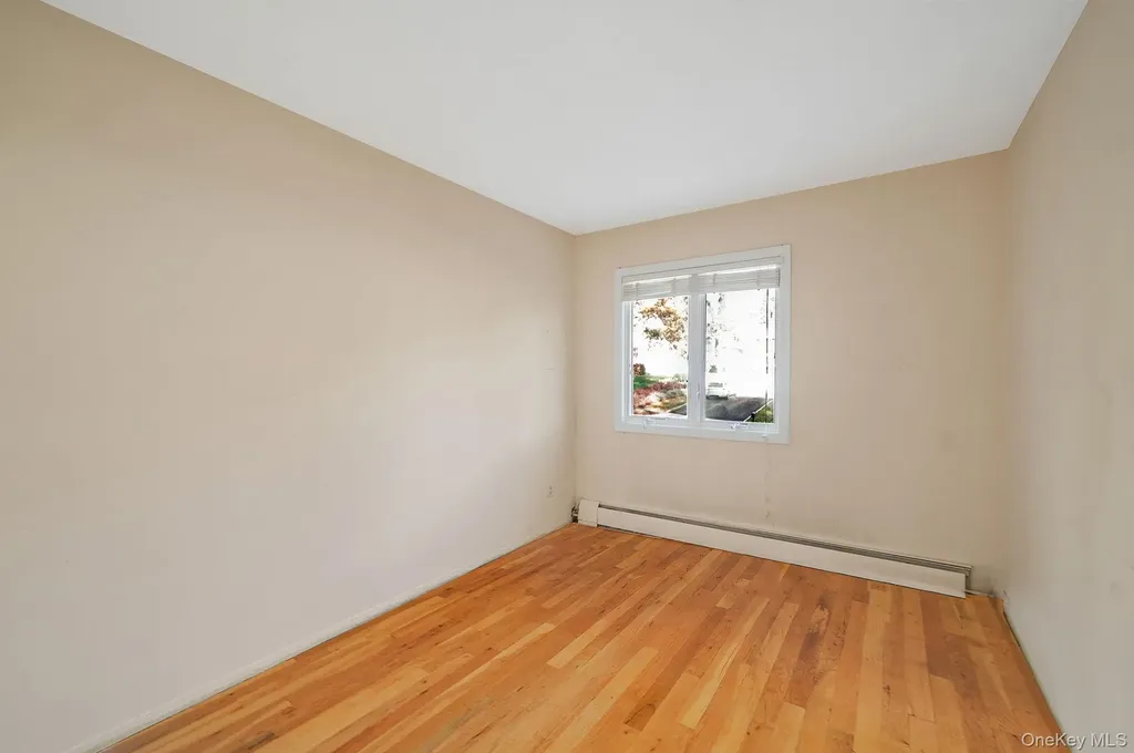 28 Glacier Drive Smithtown NY 11787