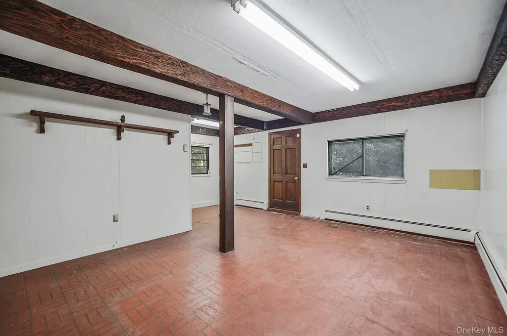 28 Glacier Drive Smithtown NY 11787