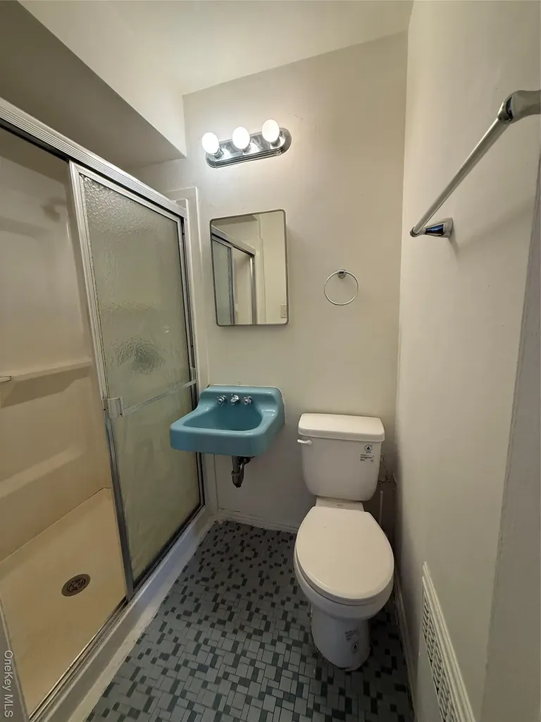 301 Copiague Place Copiague NY 11726