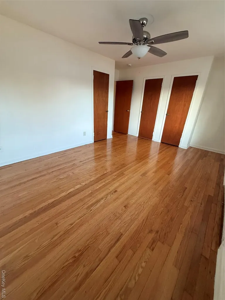 301 Copiague Place Copiague NY 11726