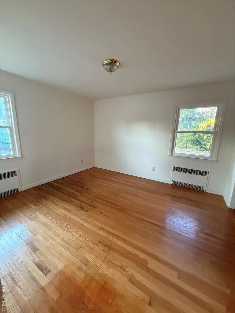301 Copiague Place Copiague NY 11726
