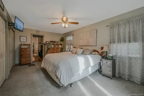 35 Washington Avenue Greenport NY 11944