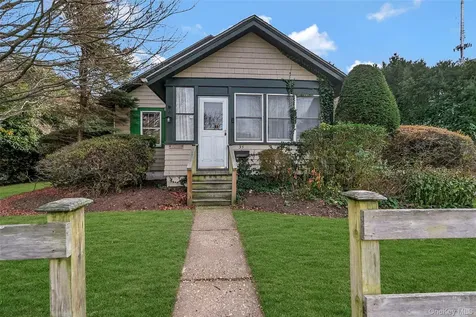 35 Washington Avenue Greenport NY 11944