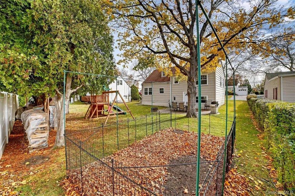 25 Rugby Road Yonkers NY 10710