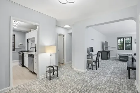 142 Garth Road Scarsdale NY 10583
