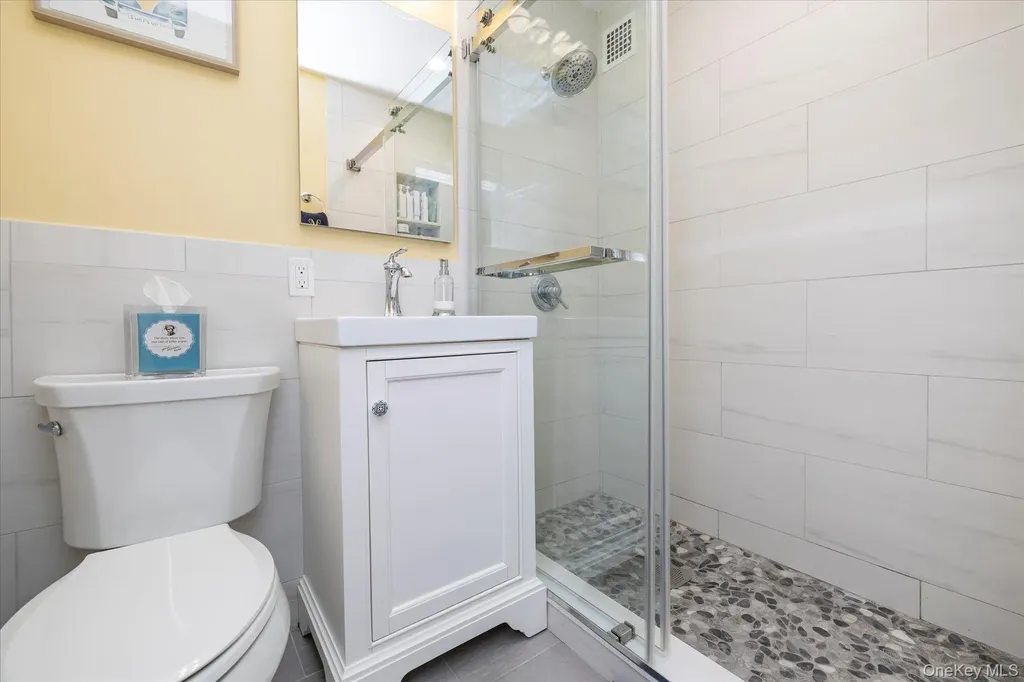 560 Broadway W Long Beach NY 11561