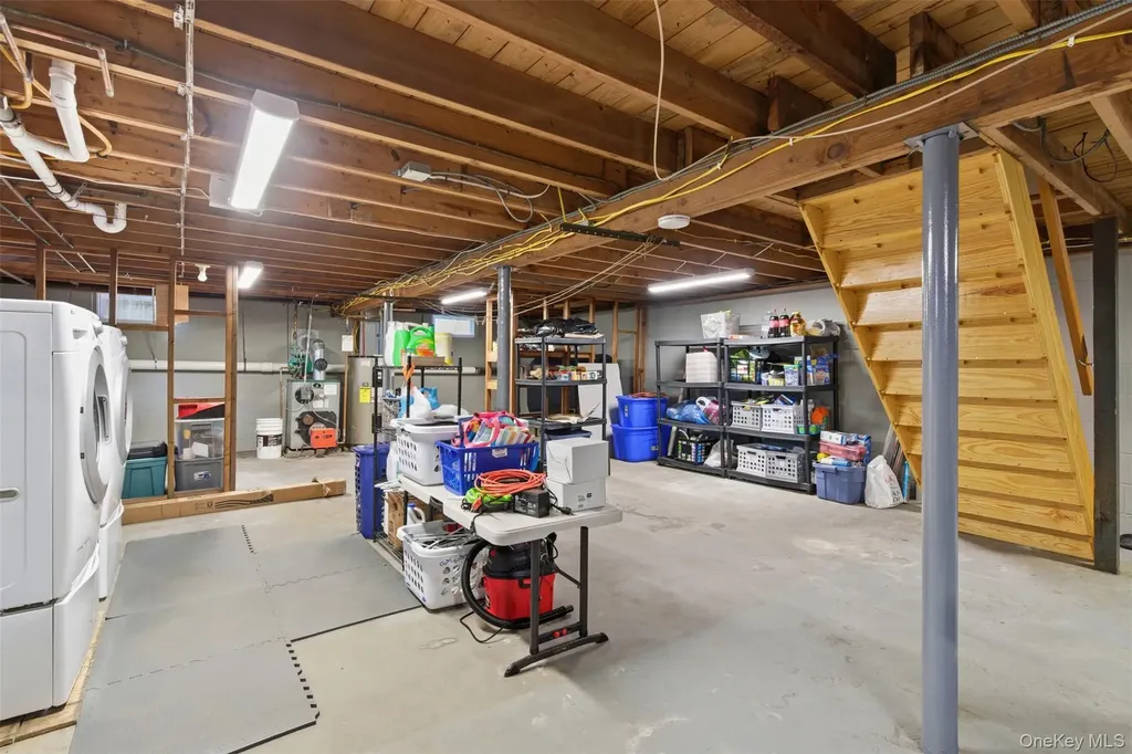 277 5th Avenue Saint James NY 11780