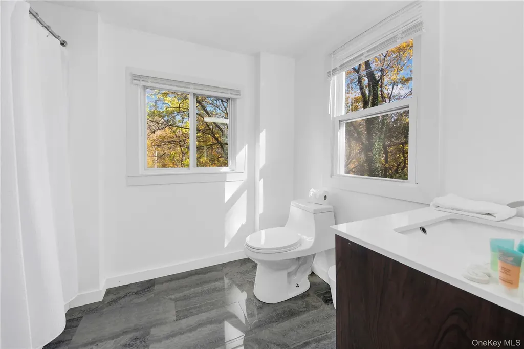 350 Old Post Road Marlboro NY 12542