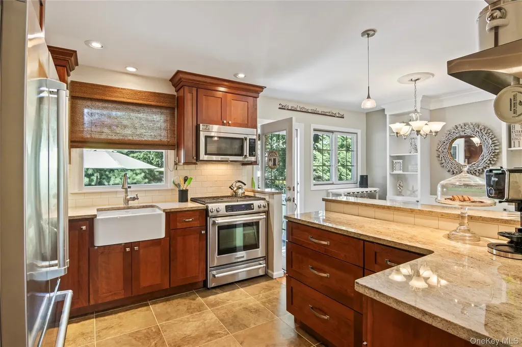 5 Norma Lane Kings Park NY 11754