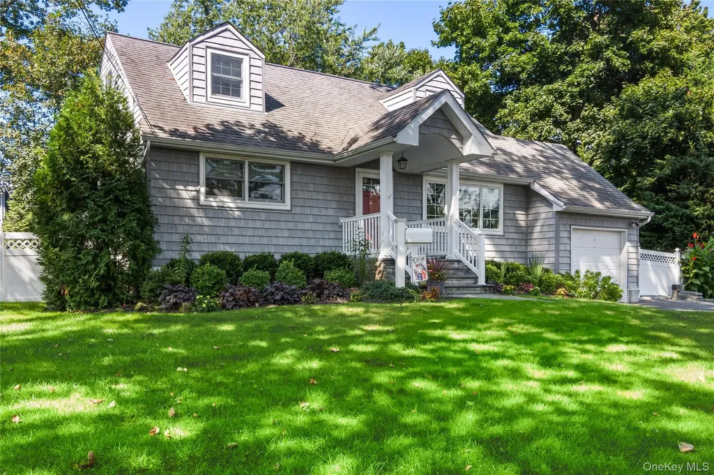 5 Norma Lane Kings Park NY 11754