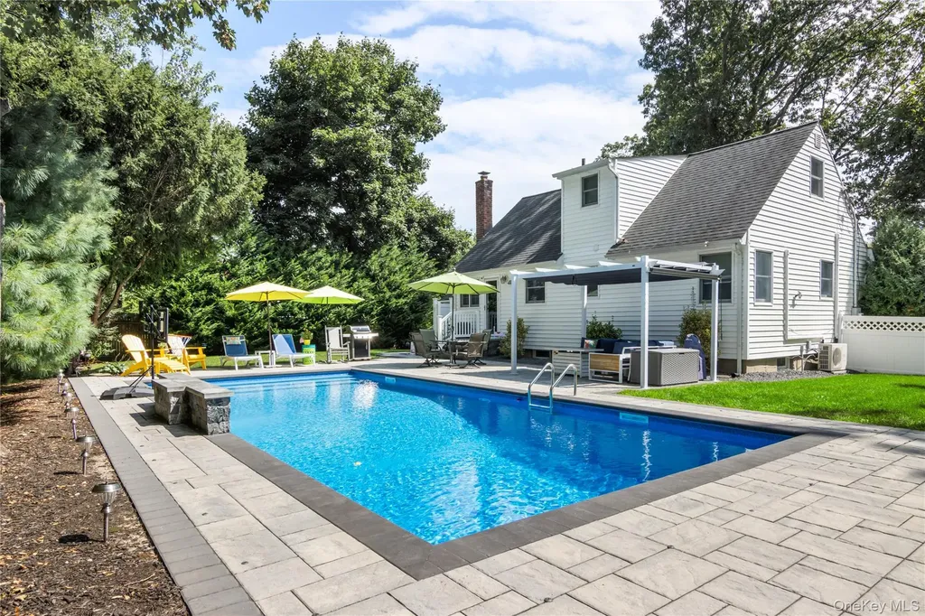 5 Norma Lane Kings Park NY 11754