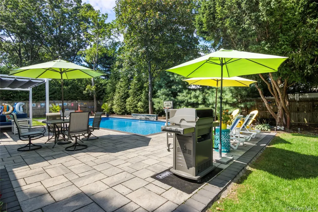 5 Norma Lane Kings Park NY 11754