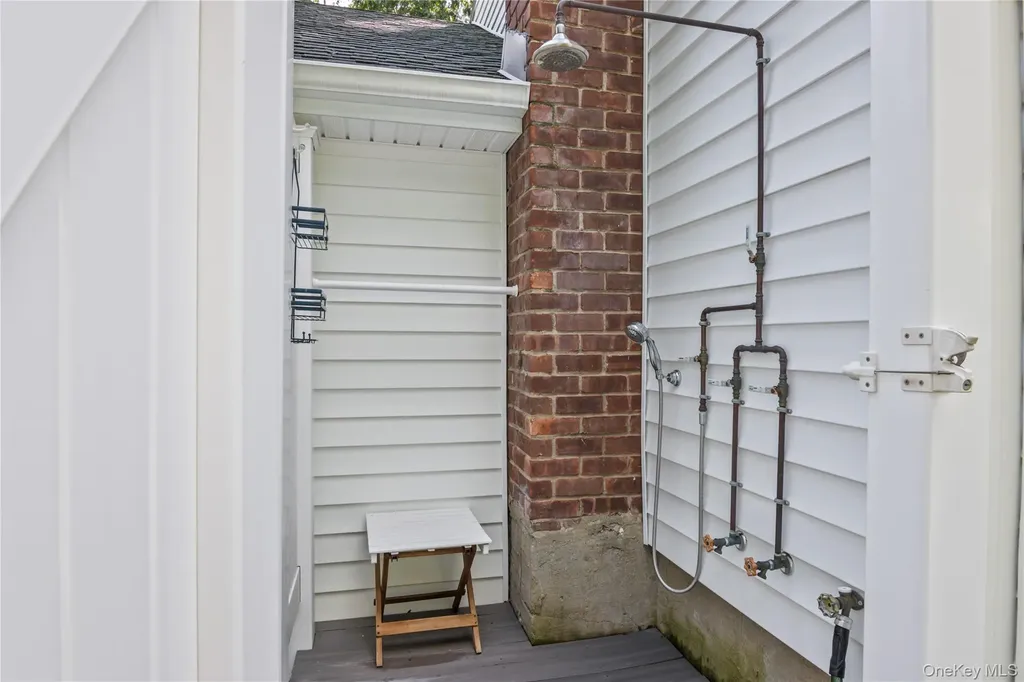 5 Norma Lane Kings Park NY 11754