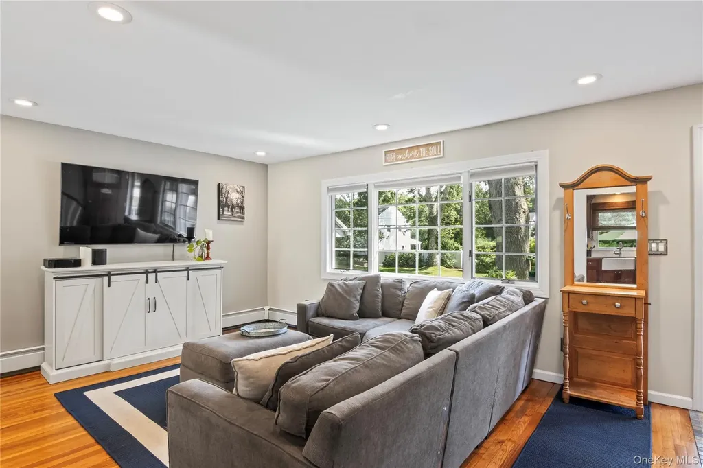 5 Norma Lane Kings Park NY 11754
