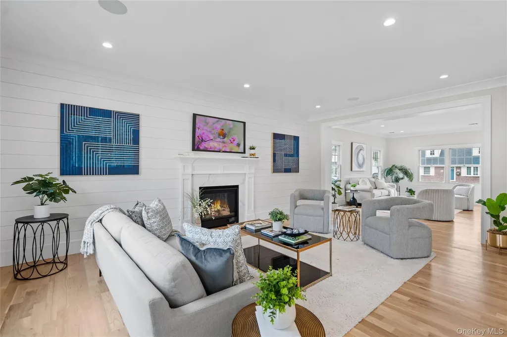 7 Cedar Avenue Bethpage NY 11714