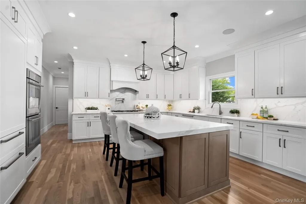 7 Cedar Avenue Bethpage NY 11714
