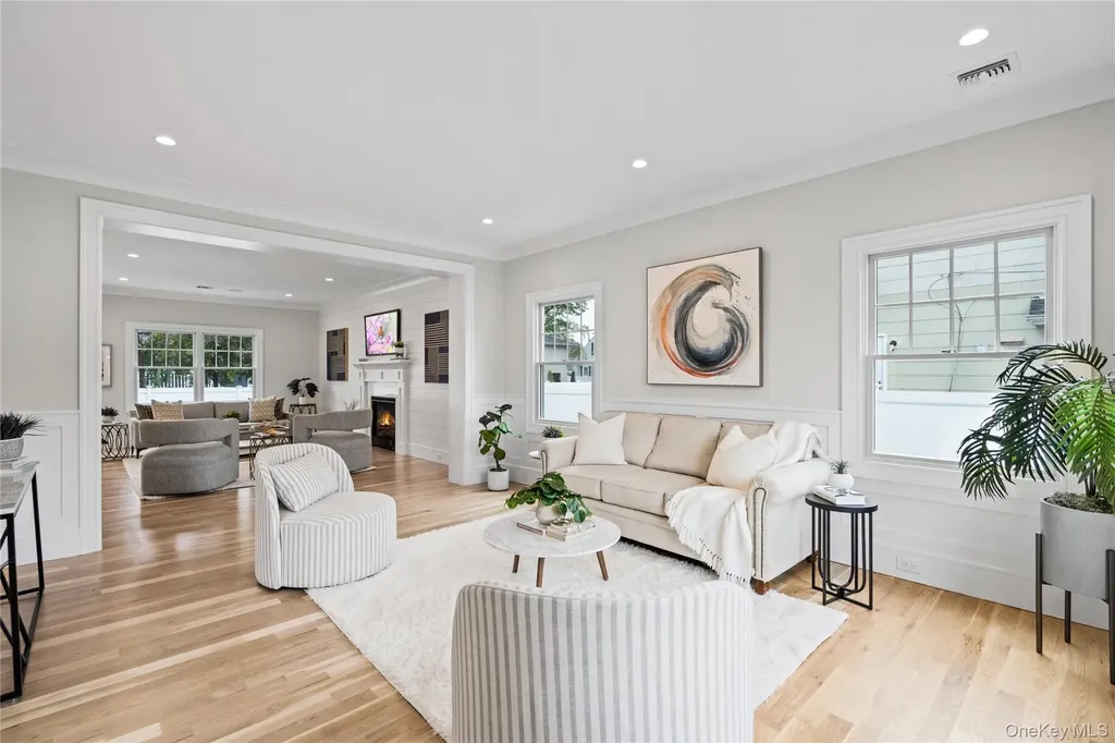 7 Cedar Avenue Bethpage NY 11714
