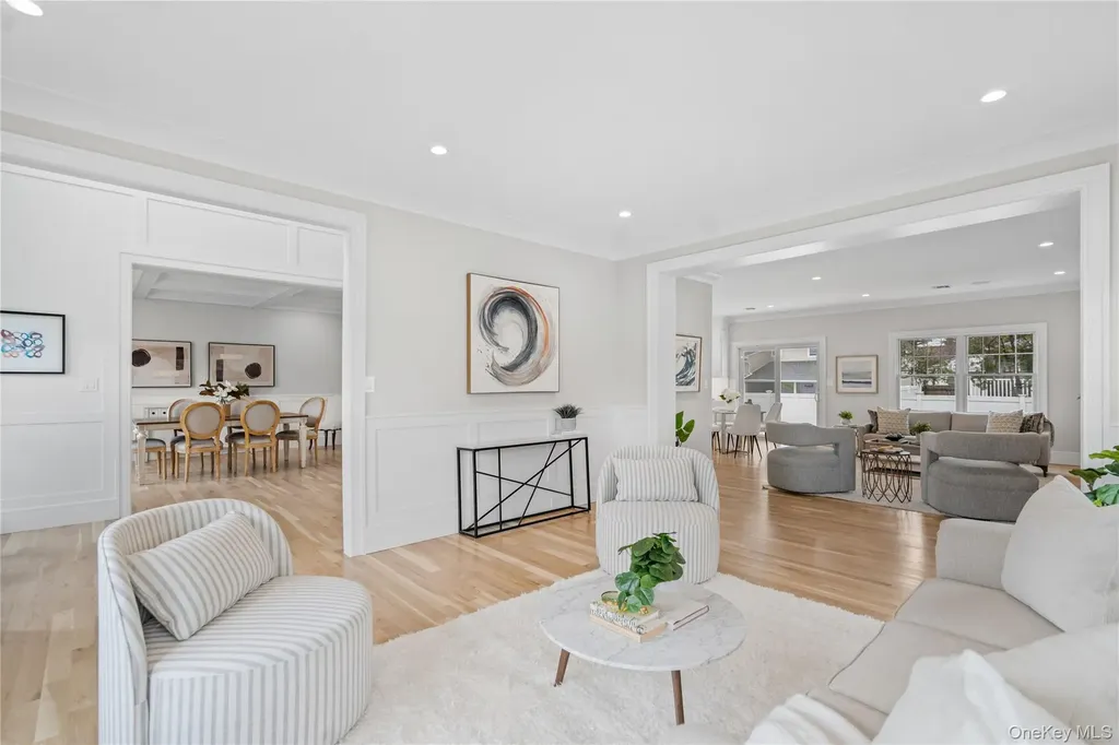 7 Cedar Avenue Bethpage NY 11714