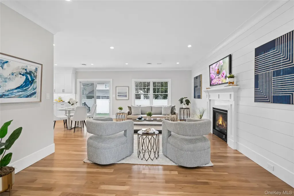 7 Cedar Avenue Bethpage NY 11714