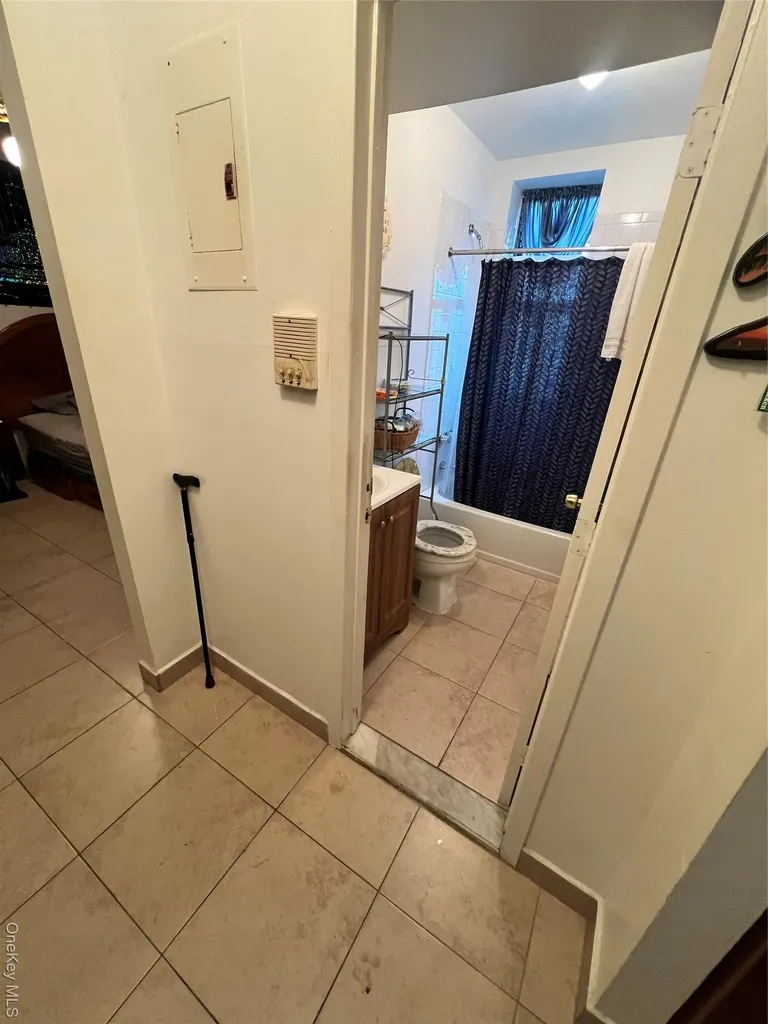 829 Southern Boulevard Bronx NY 10459