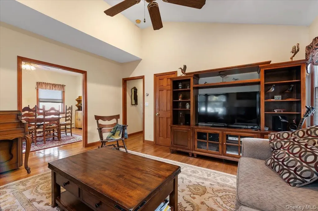 2726 Park Avenue Baldwin NY 11510
