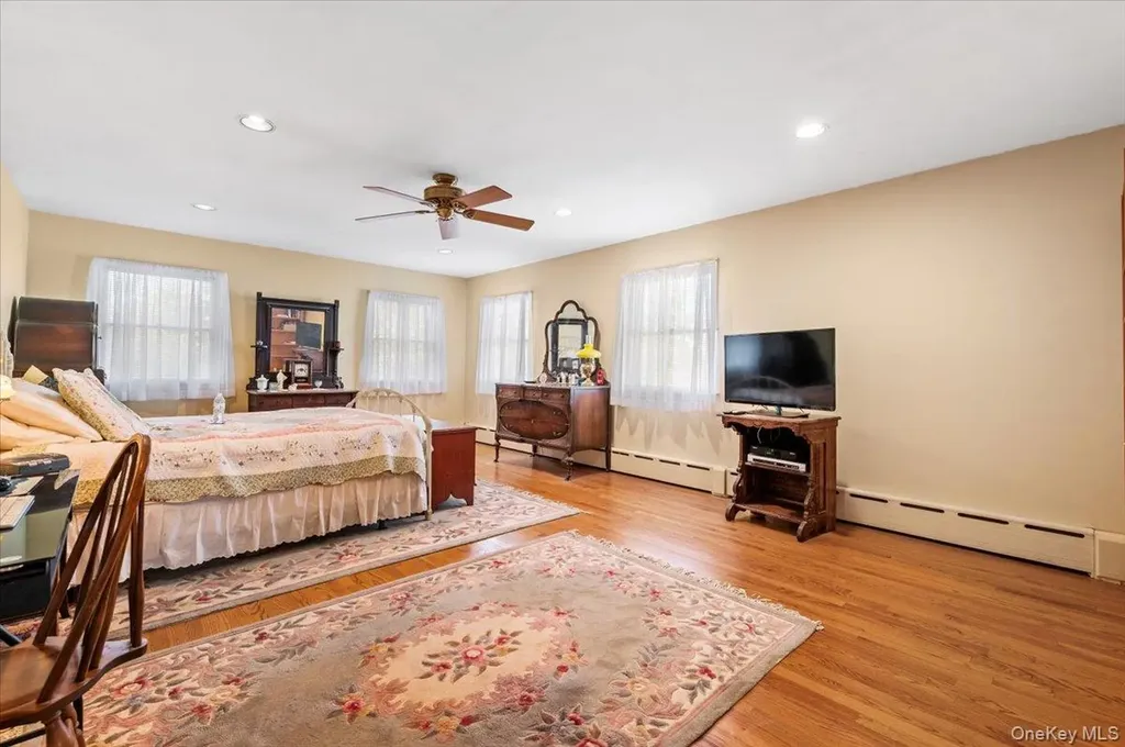 2726 Park Avenue Baldwin NY 11510