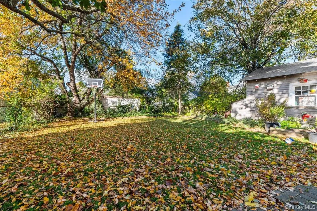 2726 Park Avenue Baldwin NY 11510