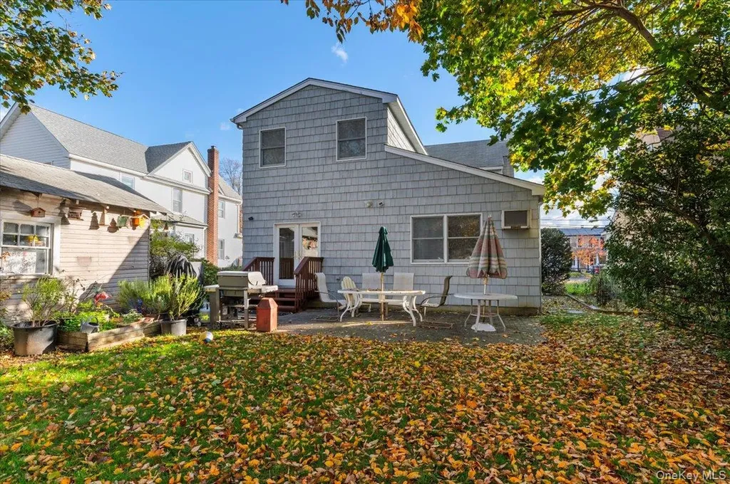 2726 Park Avenue Baldwin NY 11510