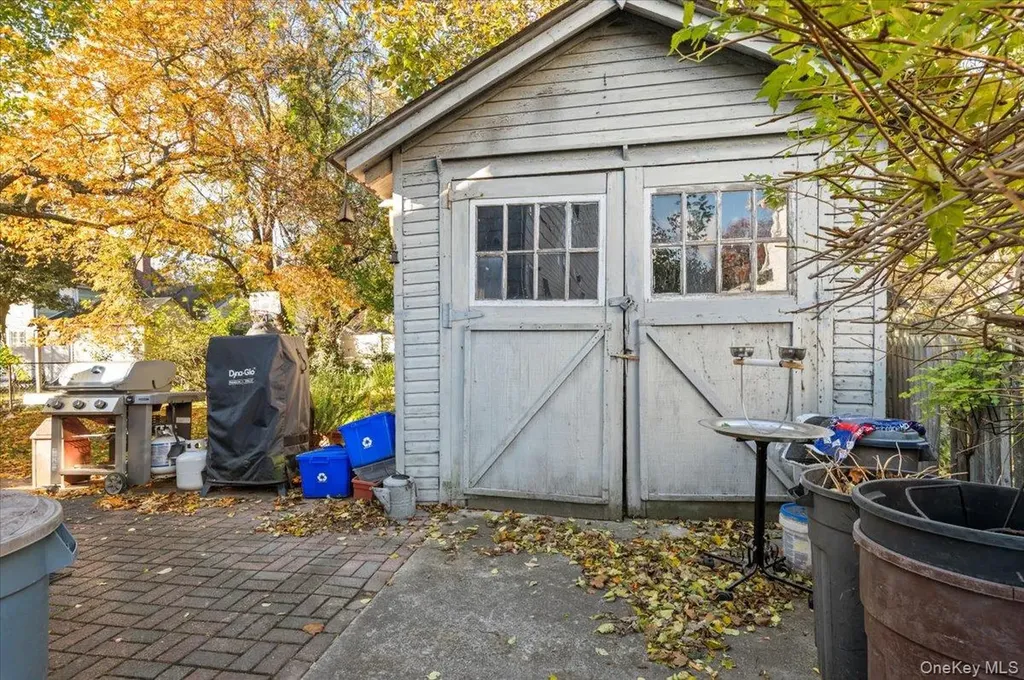 2726 Park Avenue Baldwin NY 11510
