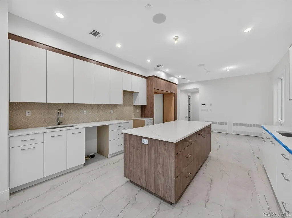 22 Johnson Street Spring Valley NY 10977