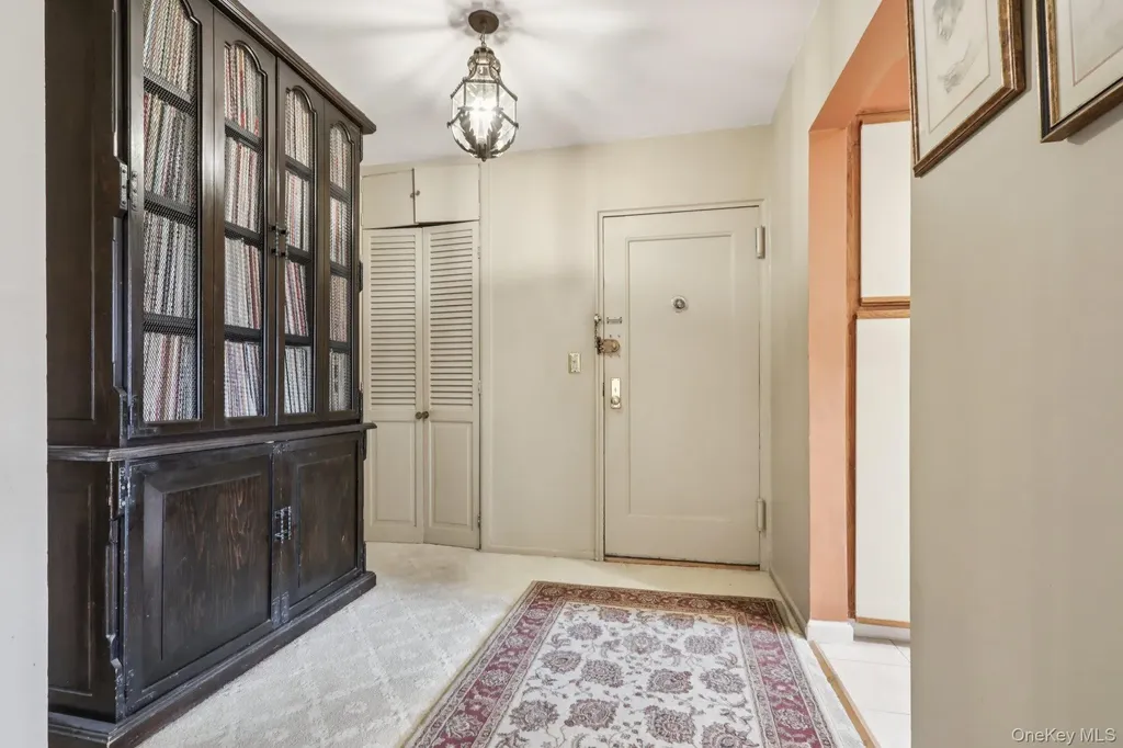 40 Lawrence Drive White Plains NY 10603