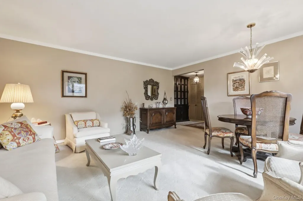 40 Lawrence Drive White Plains NY 10603