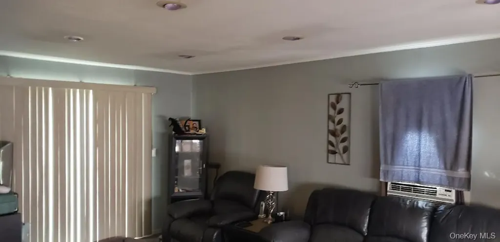 12 Enness Avenue Bethpage NY 11714