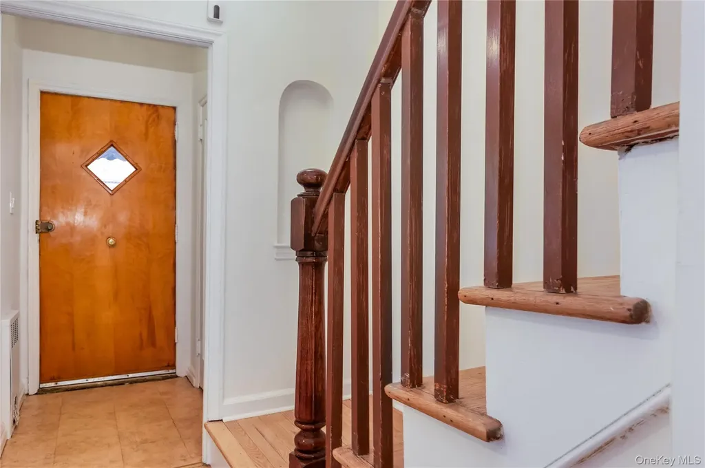7334 174th Street Fresh Meadows NY 11366