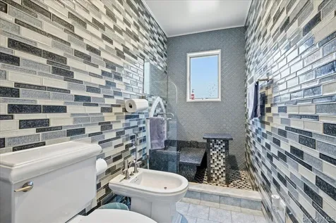 19 8th Street Hicksville NY 11801