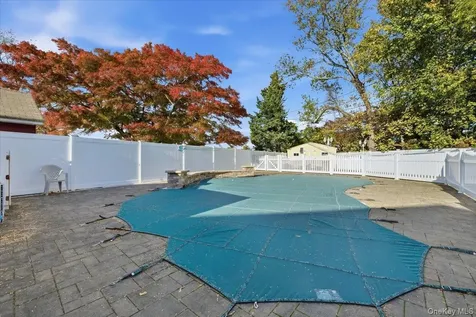 19 8th Street Hicksville NY 11801