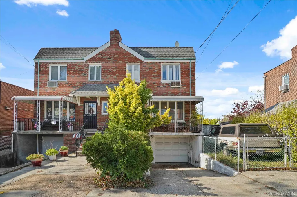 5444 69th Street Maspeth NY 11378