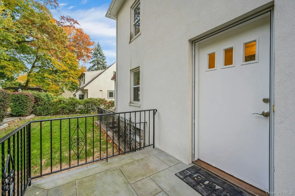 193 Harmon Avenue New Rochelle NY 10801